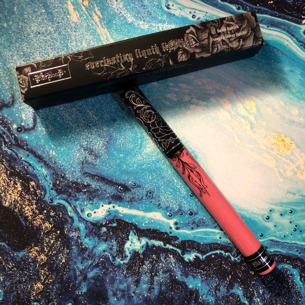 NIB KVD Everlasting Liquid Lipstick in Melancholia